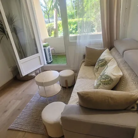 A Deux Pas Du Centre De Montpellier アパート